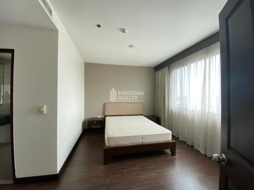 For RENT : Charoenjai place / 4 Bedroom / 3 Bathrooms / 277 sqm / 80000 THB [9989126]