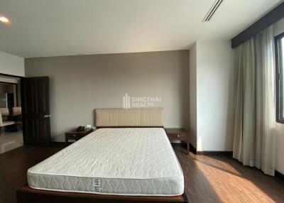 For RENT : Charoenjai place / 4 Bedroom / 3 Bathrooms / 277 sqm / 80000 THB [9989126]