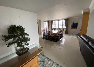 For RENT : Pearl Garden / 3 Bedroom / 4 Bathrooms / 244 sqm / 80000 THB [10266309]