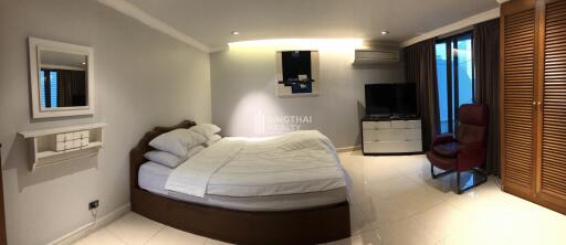 For RENT : Pearl Garden / 3 Bedroom / 4 Bathrooms / 244 sqm / 80000 THB [10266309]