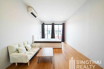 For RENT : Townhouse Ekkamai / 3 Bedroom / 3 Bathrooms / 215 sqm / 78000 THB [8826175]