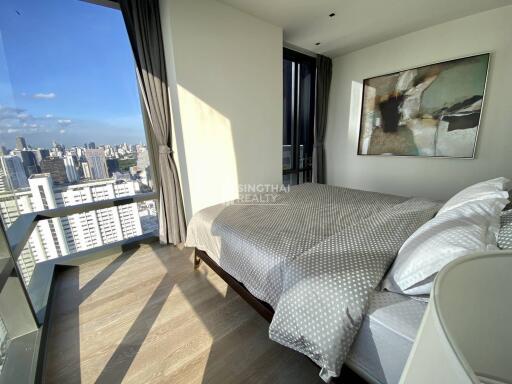 For RENT : Ashton Silom / 2 Bedroom / 2 Bathrooms / 76 sqm / 80000 THB [R10211]