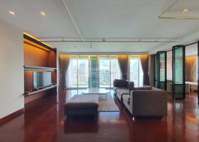 For RENT : Urbana Langsuan / 3 Bedroom / 3 Bathrooms / 170 sqm / 90000 THB [10359555]