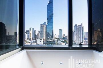 For RENT : Ashton Silom / 2 Bedroom / 2 Bathrooms / 88 sqm / 82000 THB [7298183]