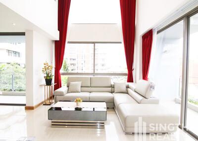 For RENT : Downtown Forty Nine / 3 Bedroom / 2 Bathrooms / 134 sqm / 84000 THB [8133126]