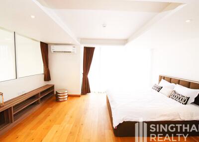 For RENT : Downtown Forty Nine / 3 Bedroom / 2 Bathrooms / 134 sqm / 84000 THB [8133126]