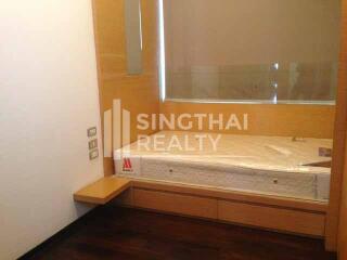 For RENT : The Height / 3 Bedroom / 3 Bathrooms / 141 sqm / 85000 THB [3335399]