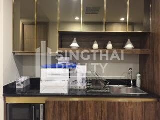 For RENT : Noble Ploenchit / 2 Bedroom / 2 Bathrooms / 76 sqm / 85000 THB [3916046]