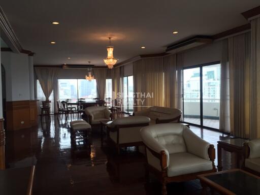 For RENT : Le Premier 1 / 3 Bedroom / 3 Bathrooms / 451 sqm / 85000 THB [4001885]