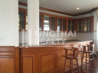 For RENT : Le Premier 1 / 3 Bedroom / 3 Bathrooms / 451 sqm / 85000 THB [4001885]