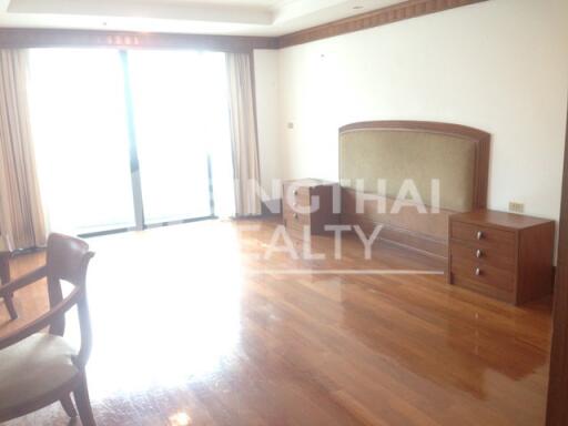 For RENT : Insaf Court / 3 Bedroom / 3 Bathrooms / 271 sqm / 85000 THB [4345832]