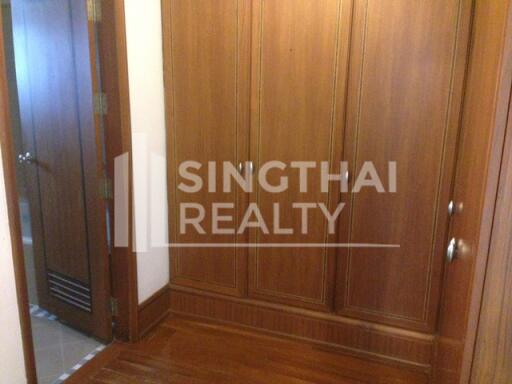 For RENT : Insaf Court / 3 Bedroom / 3 Bathrooms / 271 sqm / 85000 THB [4345832]