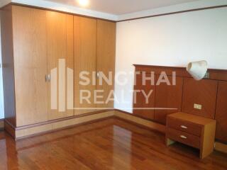 For RENT : Insaf Court / 3 Bedroom / 3 Bathrooms / 271 sqm / 85000 THB [4345832]