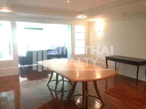 For RENT : Insaf Court / 3 Bedroom / 3 Bathrooms / 221 sqm / 85000 THB [4345781]