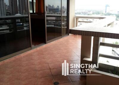 For RENT : Promsuk Condominium / 4 Bedroom / 4 Bathrooms / 321 sqm / 85000 THB [5639840]