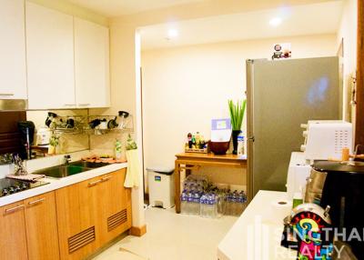 For RENT : Grand Langsuan / 2 Bedroom / 2 Bathrooms / 176 sqm / 85000 THB [6357711]