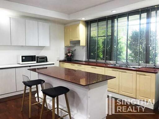 For RENT : P.R. Home II / 3 Bedroom / 2 Bathrooms / 241 sqm / 85000 THB [6403753]