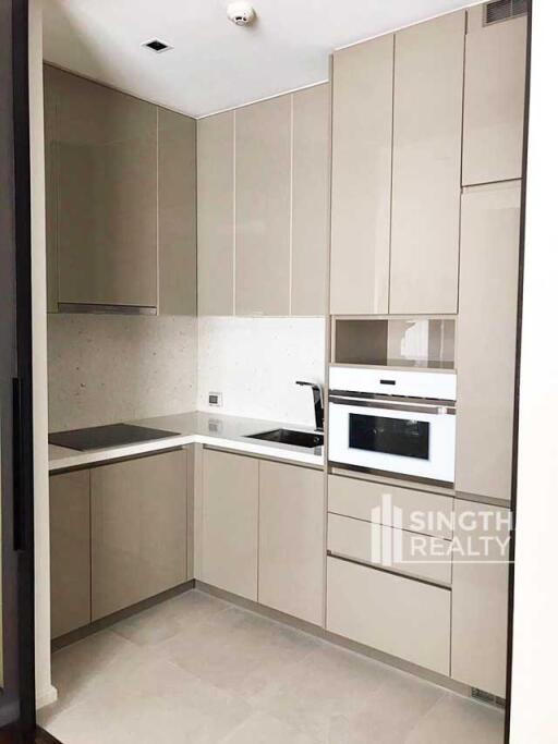 For RENT : The Diplomat 39 / 2 Bedroom / 2 Bathrooms / 84 sqm / 85000 THB [6513849]