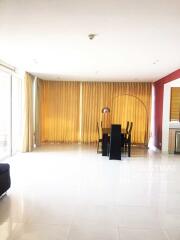 For RENT : Fullerton Sukhumvit / 3 Bedroom / 3 Bathrooms / 171 sqm / 85000 THB [6600552]