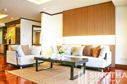 For RENT : Mayfair Garden / 3 Bedroom / 3 Bathrooms / 221 sqm / 85000 THB [6911573]