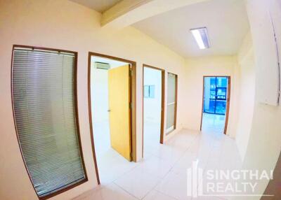 For RENT : Townhouse Phromphong / 2 Bedroom / 2 Bathrooms / 351 sqm / 85000 THB [7445500]