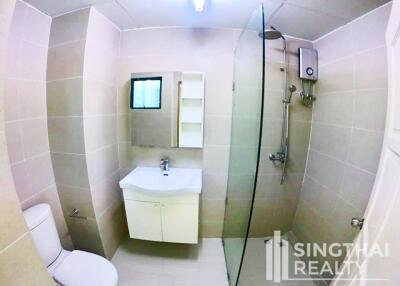 For RENT : Townhouse Phromphong / 2 Bedroom / 2 Bathrooms / 351 sqm / 85000 THB [7445500]