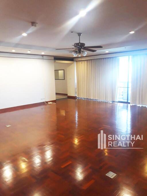 For RENT : Promsuk Condominium / 3 Bedroom / 4 Bathrooms / 321 sqm / 85000 THB [7551610]