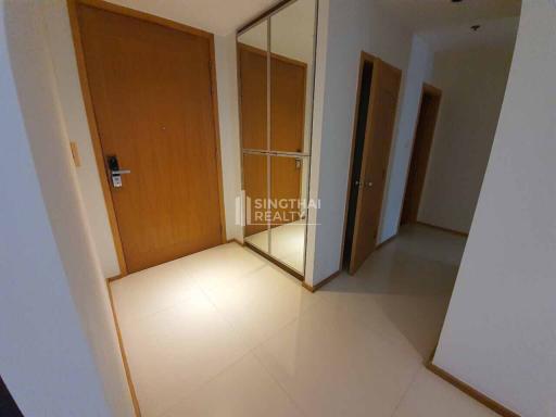 For RENT : The Empire Place / 3 Bedroom / 3 Bathrooms / 159 sqm / 90000 THB [7621540]