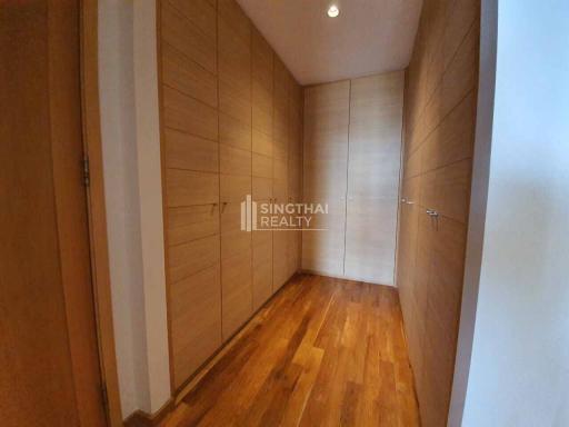 For RENT : The Empire Place / 3 Bedroom / 3 Bathrooms / 159 sqm / 90000 THB [7621540]