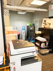 For RENT : Office Phromphong / 2 Bedroom / 2 Bathrooms / 211 sqm / 85000 THB [8111244]