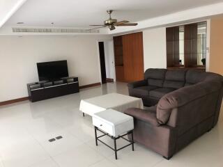 For RENT : Kallista Mansion / 3 Bedroom / 3 Bathrooms / 316 sqm / 85000 THB [8418551]