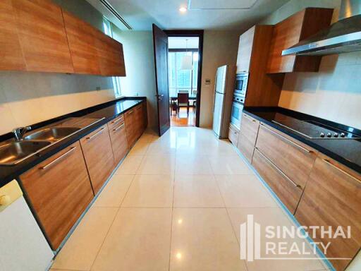 For RENT : Vasu The Residence / 3 Bedroom / 3 Bathrooms / 231 sqm / 85000 THB [8473382]