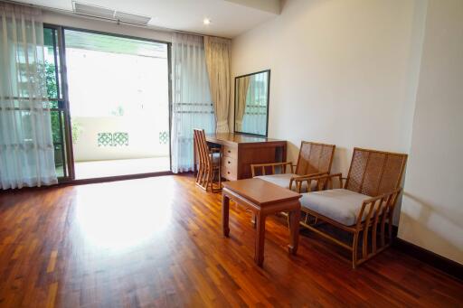 For RENT : Raintree Village Apartment / 3 Bedroom / 3 Bathrooms / 268 sqm / 85000 THB [9626212]