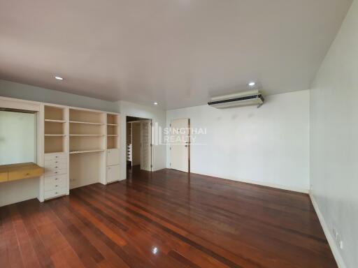 For RENT : Townhouse Phromphong / 4 Bedroom / 3 Bathrooms / 200 sqm / 85000 THB [9921713]