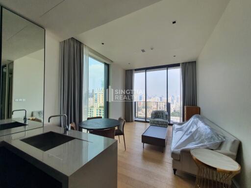 For RENT : 28 Chidlom / 2 Bedroom / 2 Bathrooms / 76 sqm / 85000 THB [10010278]