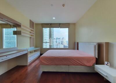 For RENT : Wilshire / 3 Bedroom / 3 Bathrooms / 166 sqm / 85000 THB [10016511]