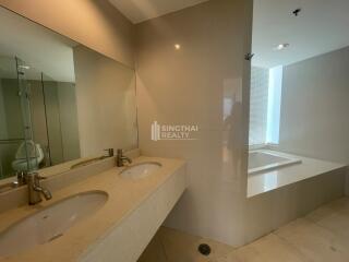 For RENT : Chamchuri Square Residence / 4 Bedroom / 4 Bathrooms / 230 sqm / 85000 THB [10266452]