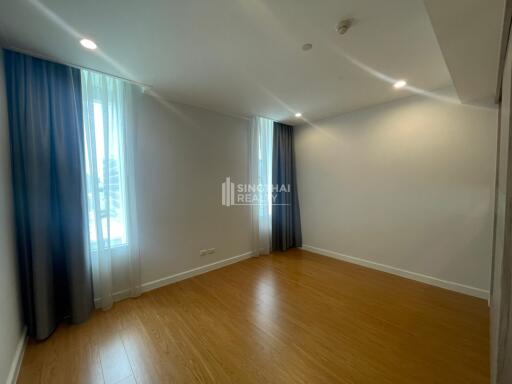 For RENT : Chamchuri Square Residence / 4 Bedroom / 4 Bathrooms / 230 sqm / 85000 THB [10266452]