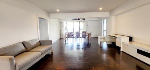 For RENT : Prem Mansion / 3 Bedroom / 4 Bathrooms / 300 sqm / 85000 THB [R10232]