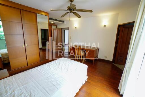 For RENT : Raintree Village Apartment / 3 Bedroom / 3 Bathrooms / 268 sqm / 85000 THB [R10324]