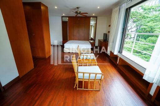 For RENT : Raintree Village Apartment / 3 Bedroom / 3 Bathrooms / 268 sqm / 85000 THB [R10324]