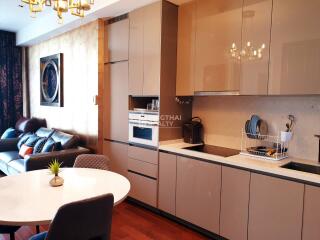 For RENT : The Diplomat 39 / 2 Bedroom / 2 Bathrooms / 75 sqm / 85000 THB [R10398]