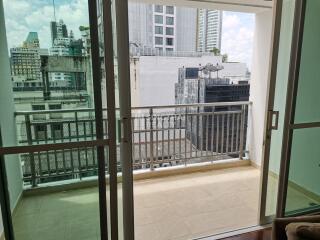 For RENT : GM Height / 3 Bedroom / 3 Bathrooms / 215 sqm / 85000 THB [R10673]