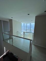 For RENT : The Room Sukhumvit 21 / 2 Bedroom / 2 Bathrooms / 147 sqm / 85000 THB [R11084]