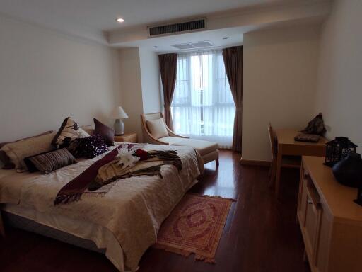 For RENT : GM Height / 3 Bedroom / 3 Bathrooms / 215 sqm / 85000 THB [10717600]