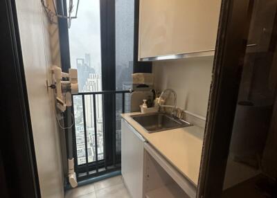 For RENT : Ashton Asoke / 2 Bedroom / 2 Bathrooms / 65 sqm / 80000 THB [10727624]