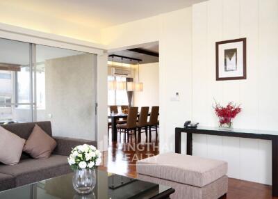 For RENT : Kameo Court / 4 Bedroom / 4 Bathrooms / 313 sqm / 86000 THB [5723015]