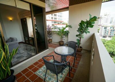 For RENT : Raintree Village Apartment / 3 Bedroom / 3 Bathrooms / 278 sqm / 87000 THB [9626292]