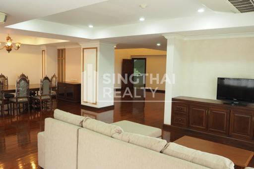 For RENT : Nagara Mansion / 4 Bedroom / 3 Bathrooms / 381 sqm / 90000 THB [3533252]