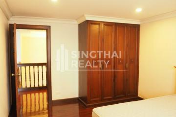 For RENT : Nagara Mansion / 4 Bedroom / 3 Bathrooms / 381 sqm / 90000 THB [3533252]